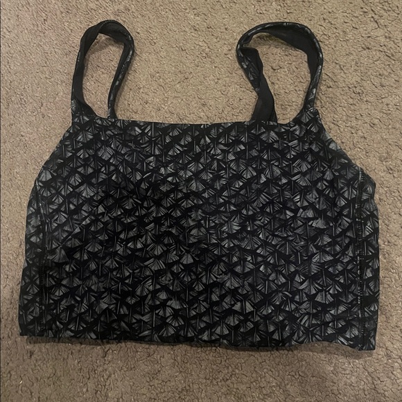 lululemon athletica Sports Bra - Picture 2 of 5